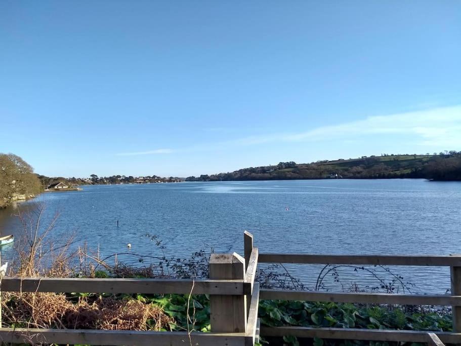 Dingley Dell - Superb Location For Truro In Private Accommodation Perranwell Exterior photo